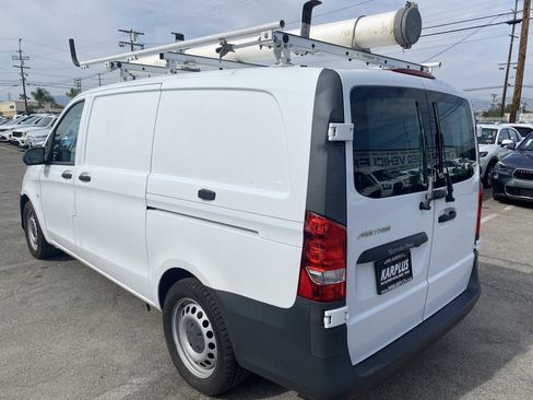 Used 2018 Mercedes-Benz Metris w/ Driver Comfort Package image 9