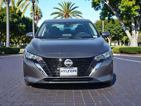 Used 2025 Nissan Sentra SV w/ All-Weather Package FWD image 3