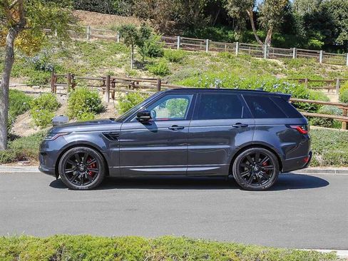 Used 2021 Land Rover Range Rover Sport HST image 4