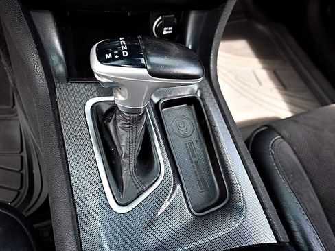 Used 2017 Dodge Charger R/T Scat Pack w/ Technology Group RWD image 28