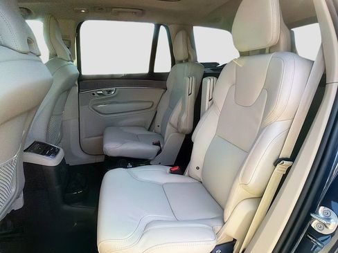 New 2026 Volvo XC90 T8 Ultra w/ Protection Package AWD/4WD image 26