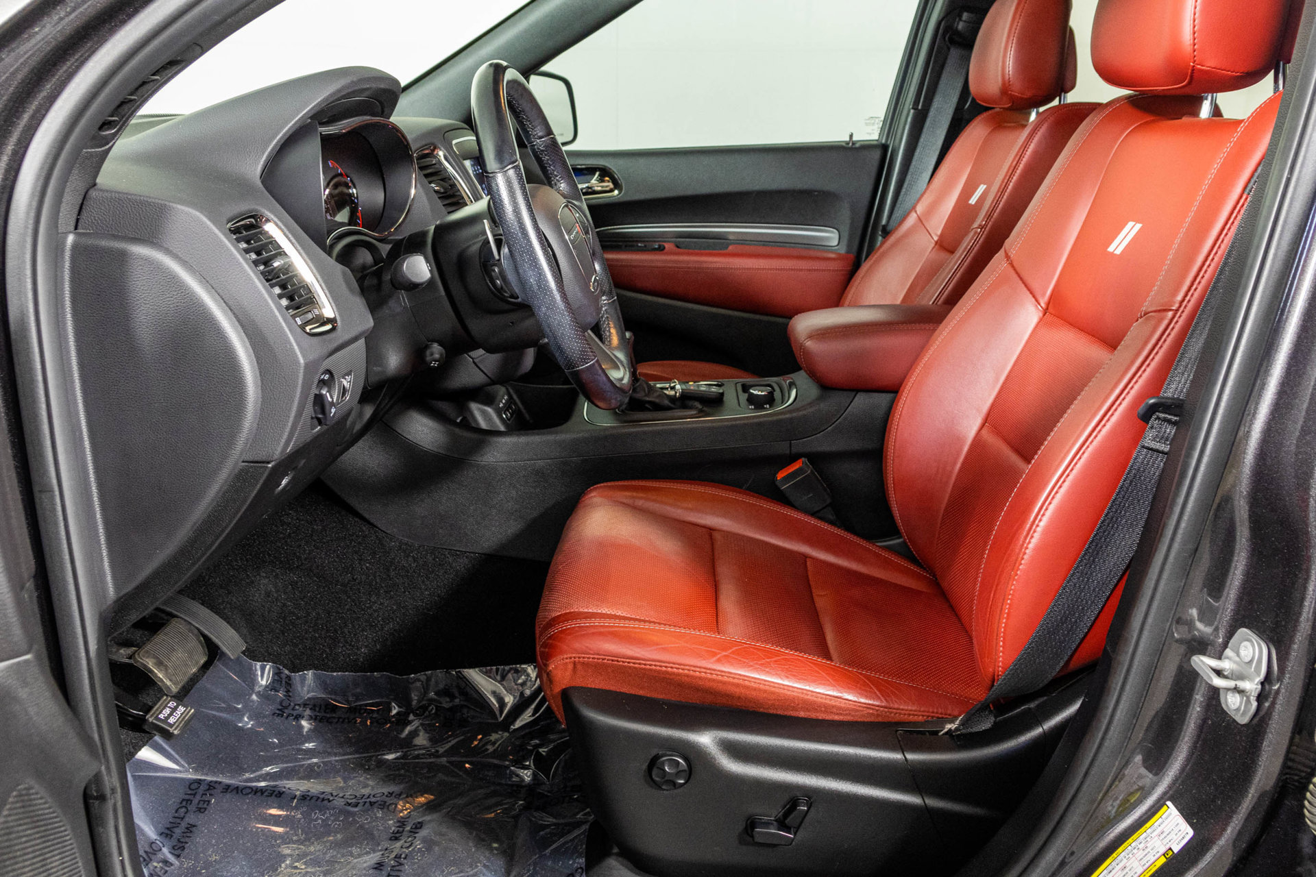 Used 2020 Dodge Durango R/T w/ Blacktop Package AWD/4WD image 27