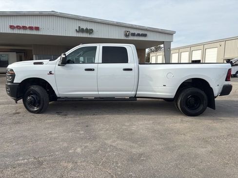 New 2026 RAM 3500 Tradesman image 2