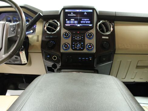 Used 2015 Ford F350 Lariat w/ Lariat Ultimate Package AWD/4WD image 17