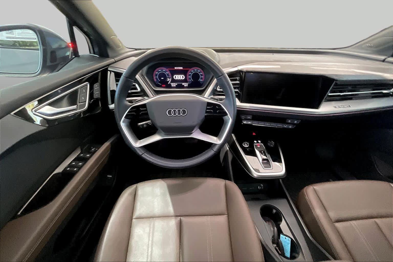 Used 2024 Audi Q4 e-tron Prestige w/ Black Optic Package AWD/4WD image 5