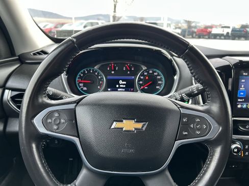 Used 2021 Chevrolet Traverse LT w/ LPO, Blackout Package image 26