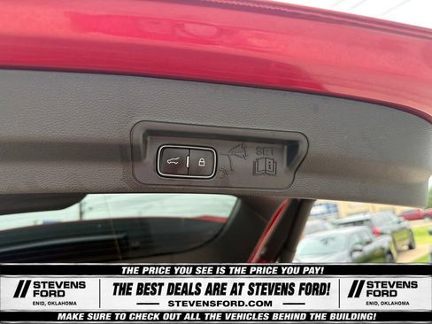 Used 2023 Ford Explorer XLT w/ Equipment Group 202A AWD/4WD image 41