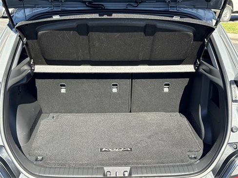 Used 2023 Hyundai Kona SE image 34
