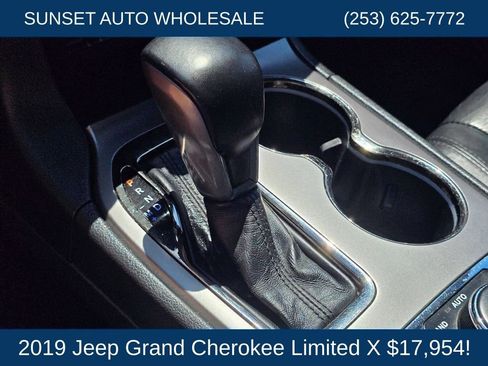 Used 2019 Jeep Grand Cherokee Limited X AWD/4WD image 36