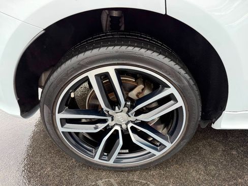 Used 2017 Audi Q5 3.0T Premium Plus w/ Technology Package image 23