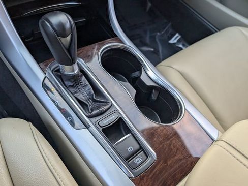 Used 2020 Acura TLX 2.4L image 31