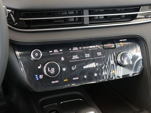 New 2026 INFINITI QX60 Luxe w/ Cargo Package AWD/4WD image 54