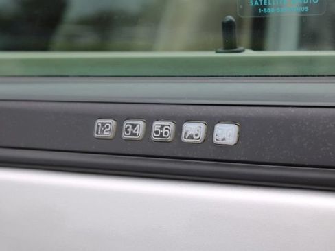 Used 2011 Ford Expedition XLT AWD/4WD image 14
