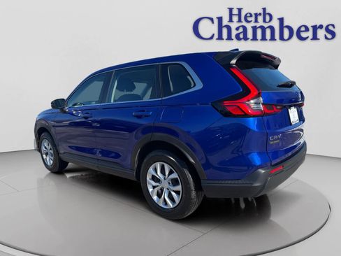 Used 2024 Honda CR-V LX image 3