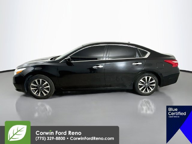 Used 2017 Nissan Altima 2.5 SV FWD image 4