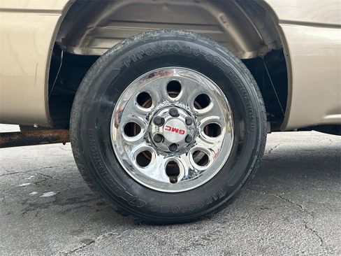 Used 2006 GMC Sierra 1500 SL image 18