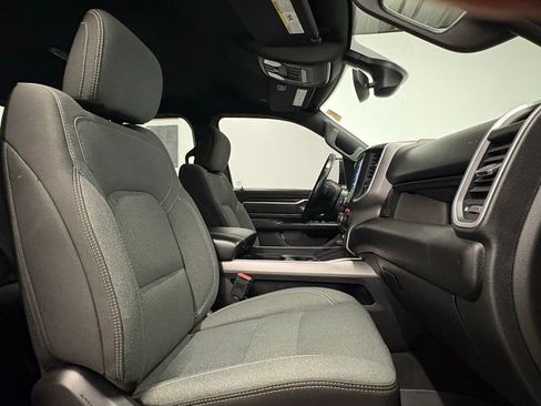 Used 2021 RAM 1500 Big Horn image 28