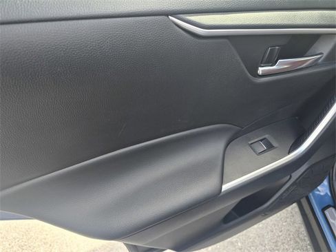 Used 2024 Toyota RAV4 SE image 13