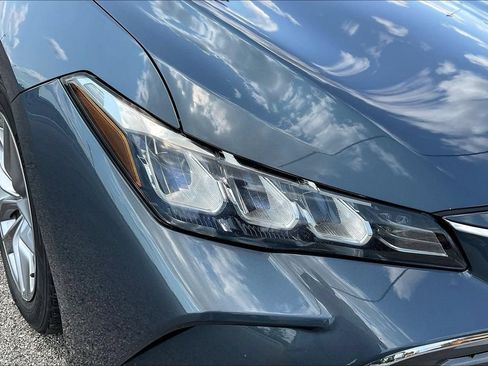 Used 2019 Toyota Avalon XLE FWD image 24