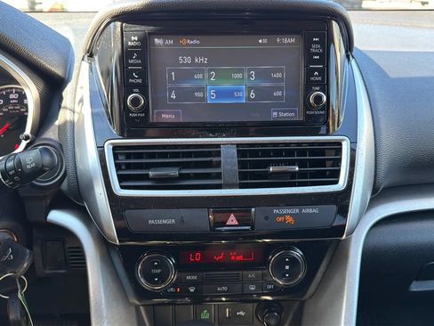 Used 2020 Mitsubishi Eclipse Cross ES FWD image 18