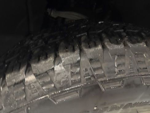 Used 2024 Chevrolet Silverado 1500 RST image 38