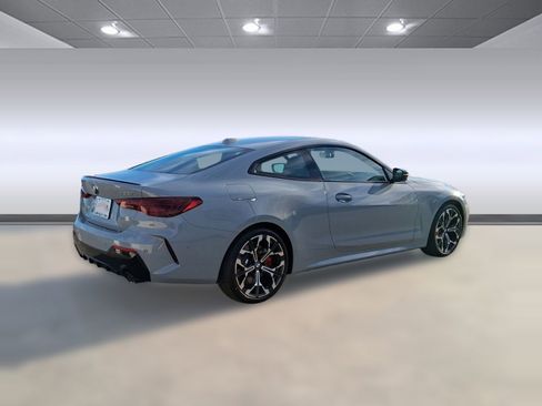 Used 2026 BMW 430i xDrive Coupe w/ M Sport Package AWD/4WD image 8