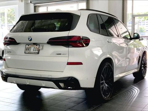 Used 2024 BMW X5 sDrive40i w/ M Sport Package RWD image 6