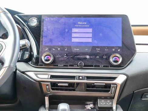 Used 2024 Lexus RX 350h w/ Convenience Package AWD/4WD image 16