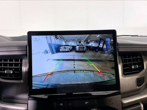 Used 2024 Ford Expedition Max XLT RWD image 29