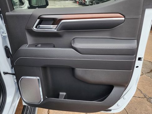 New 2026 GMC Sierra 1500 Denali w/ Denali Reserve Package image 41