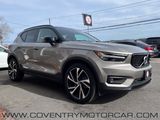 Used 2022 Volvo XC40 T5 R-Design w/ Advanced Package image 4