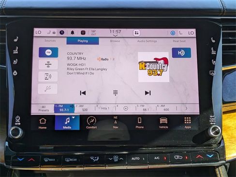 Used 2022 Jeep Grand Wagoneer Series III w/ Rear Seat Video Group 1 image 19