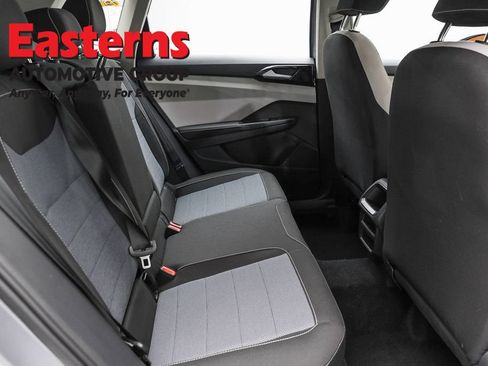 Used 2025 Volkswagen Taos S FWD image 21