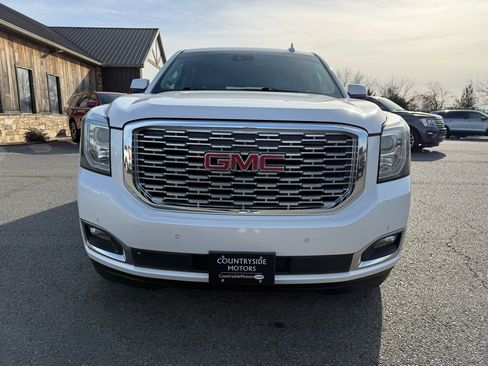 Used 2018 GMC Yukon XL Denali w/ Open Road Package image 9