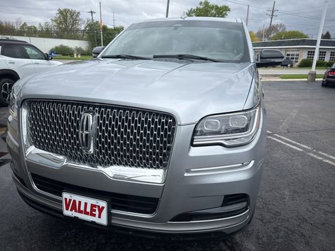 Used 2022 Lincoln Navigator Reserve AWD/4WD image 54