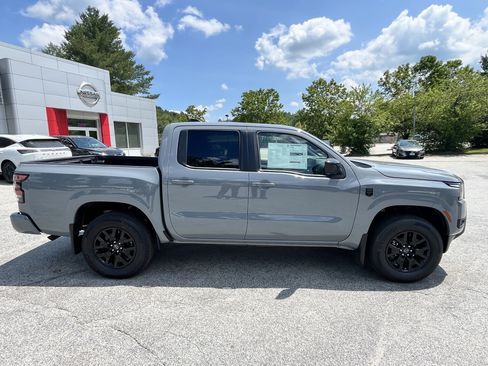New 2026 Nissan Frontier SV w/ All-Weather Content Package AWD/4WD image 8