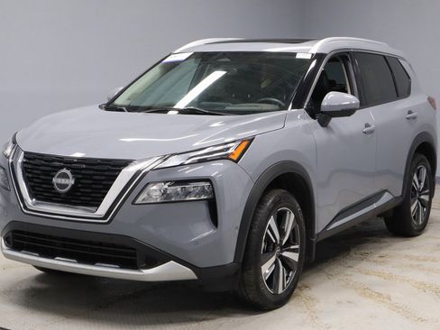 Certified 2023 Nissan Rogue Platinum w/ Platinum Premium Package image 8