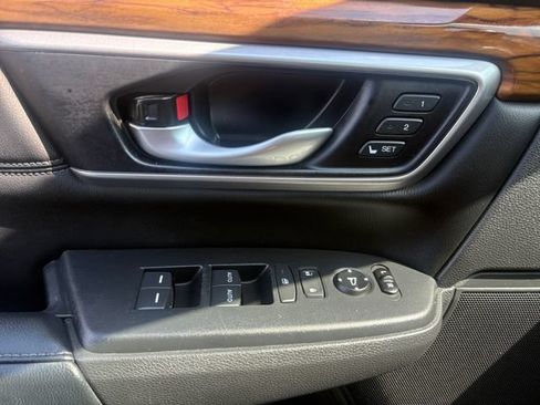 Used 2020 Honda CR-V EX-L image 19