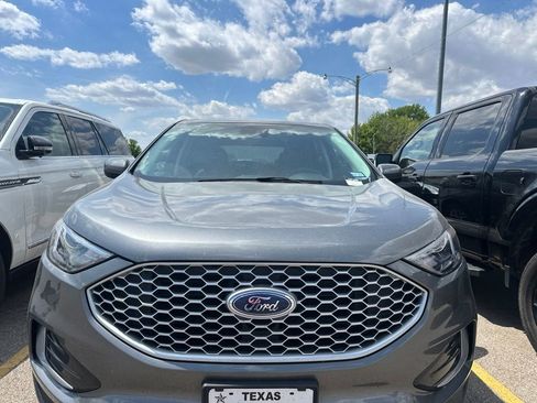 Used 2024 Ford Edge SEL AWD/4WD image 16