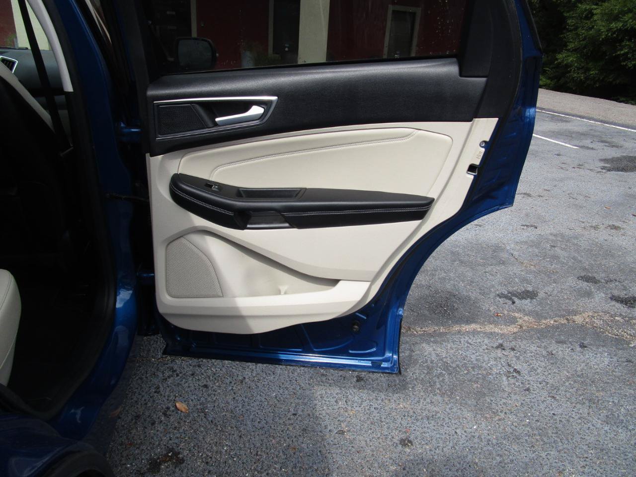Used 2021 Ford Edge Titanium w/ Cargo Accessory Package FWD image 30