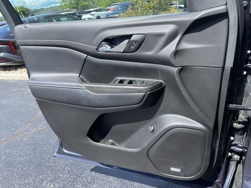 Used 2019 GMC Acadia SLT AWD/4WD image 20
