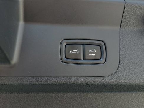 Used 2023 Porsche Panamera image 10