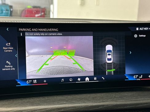 Used 2025 BMW 430i Coupe w/ Convenience Package image 22