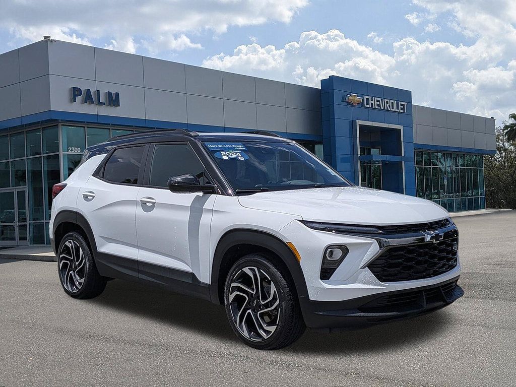 Certified 2024 Chevrolet TrailBlazer RS w/ Driver Confidence Package FWD image 1