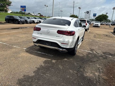 Used 2023 Mercedes-Benz GLC 300 4MATIC Coupe image 5