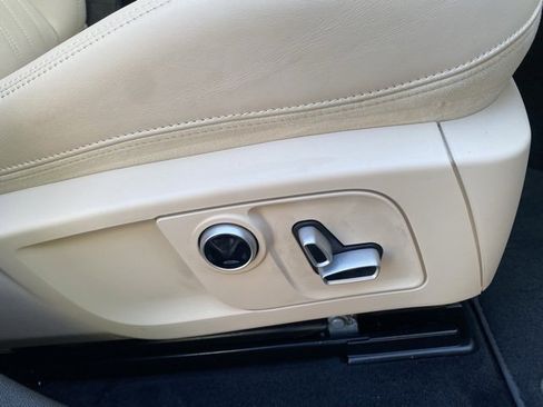 Used 2022 Maserati Levante GT image 37