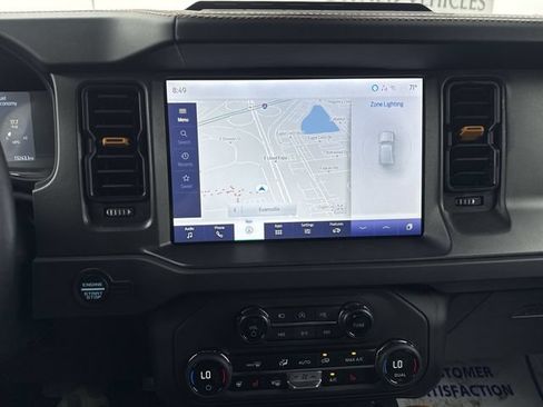 Used 2024 Ford Bronco Badlands AWD/4WD image 24