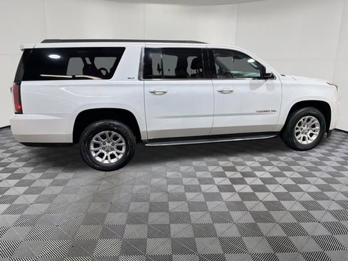 Used 2020 GMC Yukon XL SLT AWD/4WD image 8
