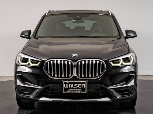 Used 2021 BMW X1 sDrive28i w/ Premium Package FWD image 2