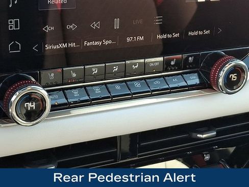 Used 2026 GMC Canyon AT4 w/ Technology Plus Package image 21